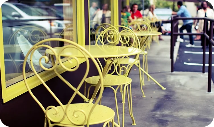 French Style Ornate Wrought Iron Ice Cream Chairs with Steel Seat Installation