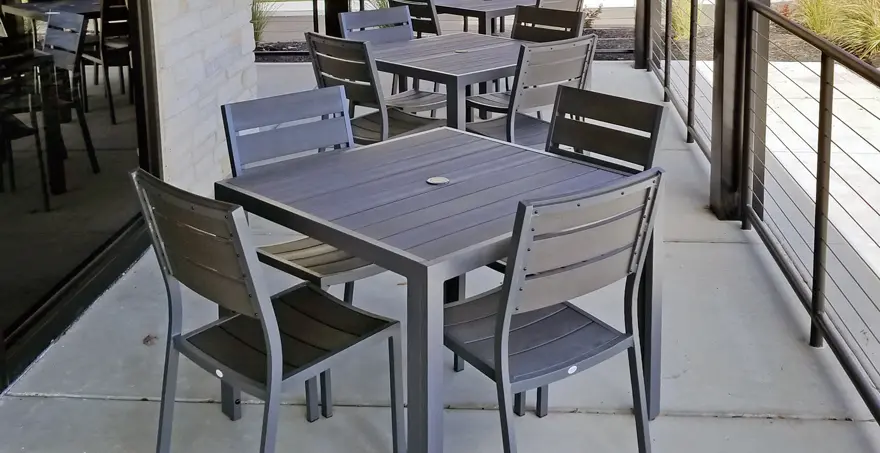 Outdoor Aluminum Faux Wood Restaurant Table Installation
