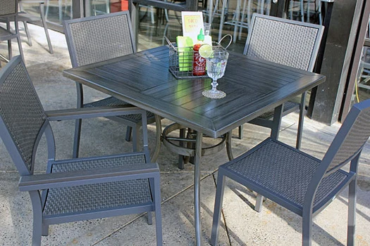 Outdoor Aluminum Restaurant Chairs Polyethelene Gray Weave Seats And Backs